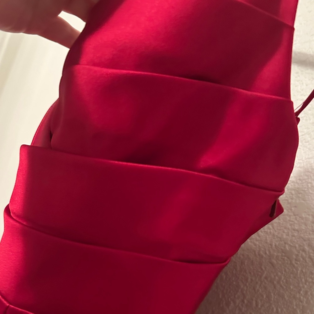 David's Bridal Strapless Scarlet Gown - Picture 7 of 16